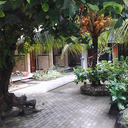 Mahendra Beach Inn Kuta Lombok Εξωτερικό φωτογραφία