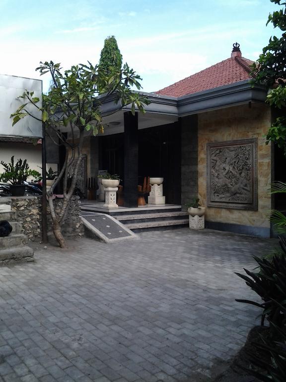 Mahendra Beach Inn Kuta Lombok Εξωτερικό φωτογραφία