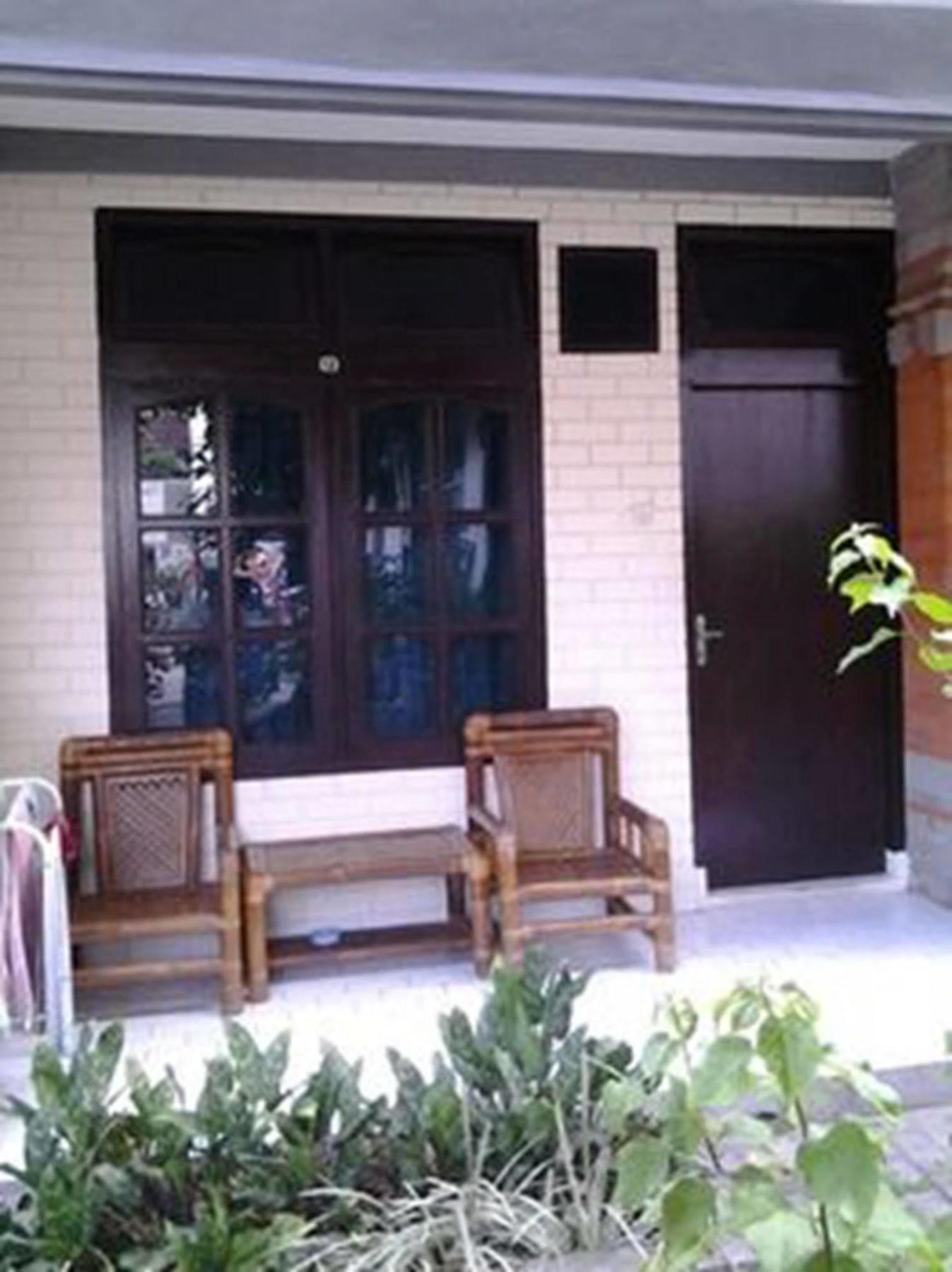 Mahendra Beach Inn Kuta Lombok Εξωτερικό φωτογραφία