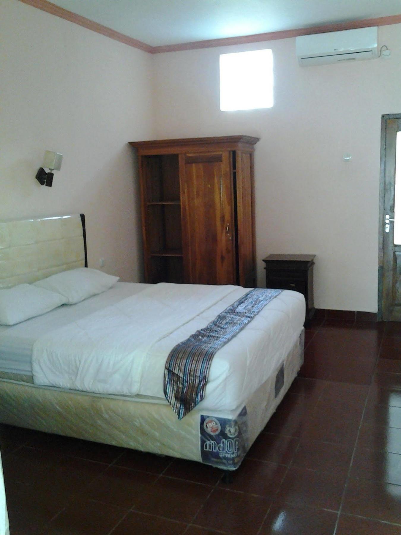 Mahendra Beach Inn Kuta Lombok Εξωτερικό φωτογραφία